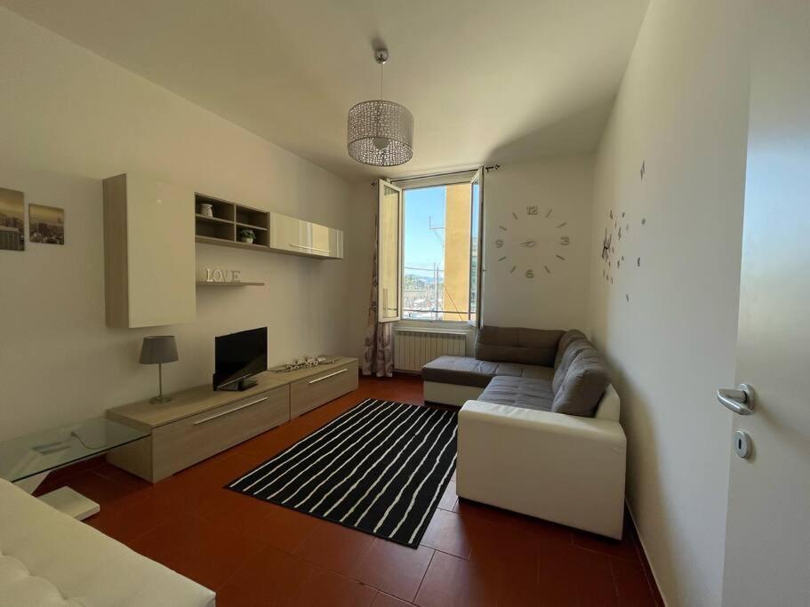 La Casa Del Mare Apartment Savona Exterior photo