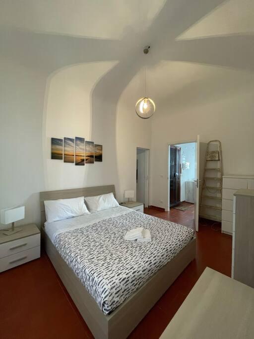 La Casa Del Mare Apartment Savona Exterior photo